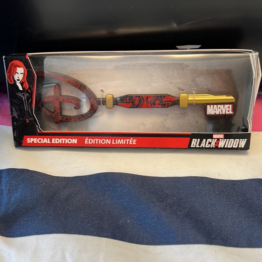 Disney Marvel Keys - Picture 2 of 4